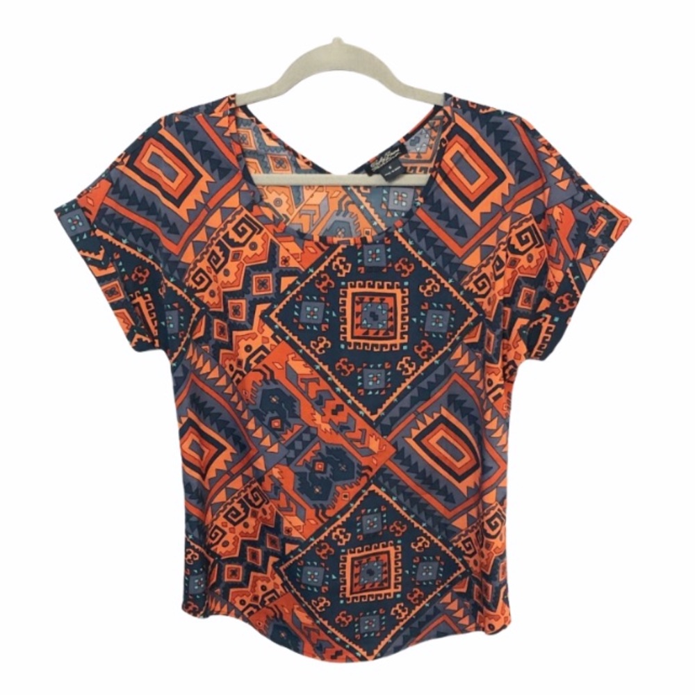 ✨3/$30 Lucky Brand Aztec Print Short Sleeve Blouse